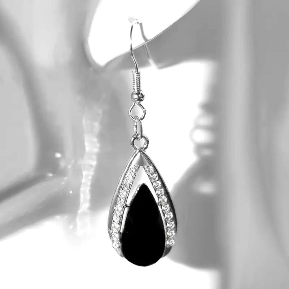 Elegant Teardrop Black Stone & Rhinestone Drop Dangle Earrings - Picture 4 of 4